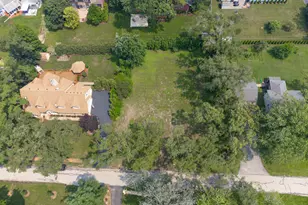 7213 Giddings Ave, Burr Ridge, IL 60527 - Photo 6