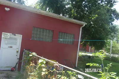 427 E Oak Street, Watseka, IL 60970 - Photo 6