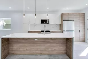 1721 W Arthur Ave, Chicago, IL 60626 - Photo 6