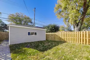 1721 W Arthur Ave, Chicago, IL 60626 - Photo 24