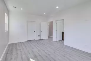 1721 W Arthur Ave, Chicago, IL 60626 - Photo 10