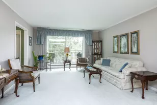 601 Lake Hinsdale Dr, Willowbrook, IL 60527 - Photo 4