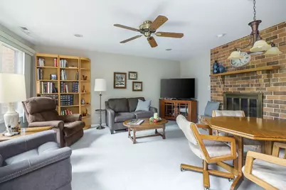 601 Lake Hinsdale Drive #307, Willowbrook, IL 60527 - Photo 6