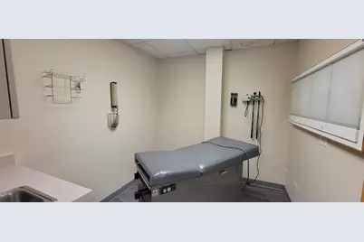 [Address not provided], Chicago, IL 60638 - Photo 18