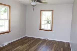 1522 E Hickory St, Streator, IL 61364 - Photo 16