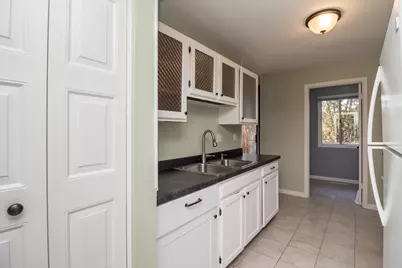 11 Cypress Square, Elgin, IL 60123 - Photo 4