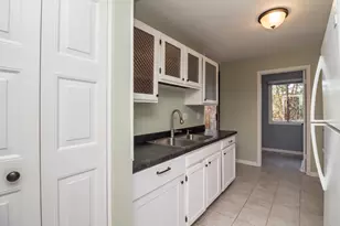 11 Cypress Square, Elgin, IL 60123 - Photo 4