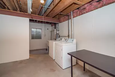 11 Cypress Square, Elgin, IL 60123 - Photo 18