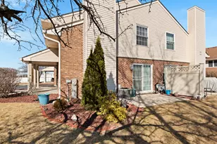 8534 Westberry Ln, Tinley Park, IL 60487 - Photo 16