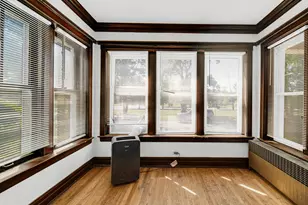 708 W 61st Pl, Chicago, IL 60621 - Photo 8