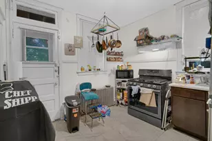 708 W 61st Pl, Chicago, IL 60621 - Photo 4