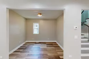 7842 S Evans Ave, Chicago, IL 60619 - Photo 4