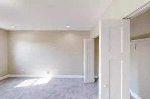 7842 S Evans Ave, Chicago, IL 60619 - Photo 12