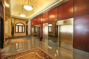 200 N Dearborn St, Chicago, IL 60601 - Photo 2
