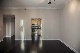 200 N Dearborn St, Chicago, IL 60601 - Photo 4