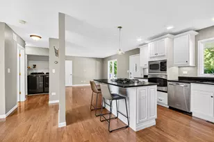 606 Briarwood Ct, Elwood, IL 60421 - Photo 4