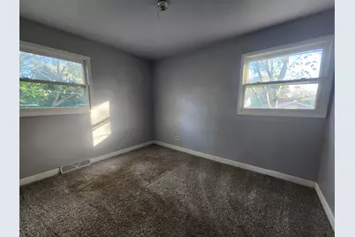 905 Buena Vista Drive, Round Lake Beach, IL 60073 - Photo 12