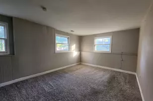 905 Buena Vista Dr, Round Lake Beach, IL 60073 - Photo 16