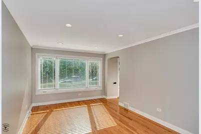 10348 S Rhodes Avenue, Chicago, IL 60628 - Photo 2