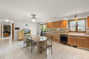 17W508 Hawthorne Ave, Wood Dale, IL 60191 - Photo 12