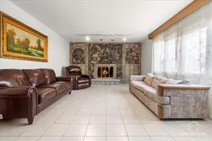 17W508 Hawthorne Ave, Wood Dale, IL 60191 - Photo 14