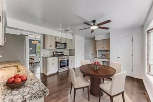 25 W Donovan Ct, Crete, IL 60417 - Photo 10