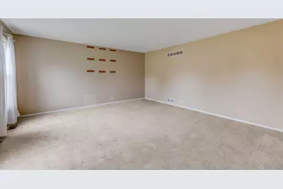 25 W Donovan Court, Crete, IL 60417 - Photo 2