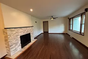 2312 209th St, Chicago Heights, IL 60411 - Photo 14