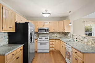 510 Willow Rd, Manteno, IL 60950 - Photo 6