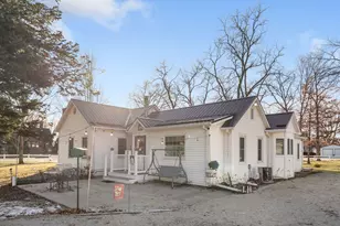 516 W 2nd St, Momence, IL 60954 - Photo 24