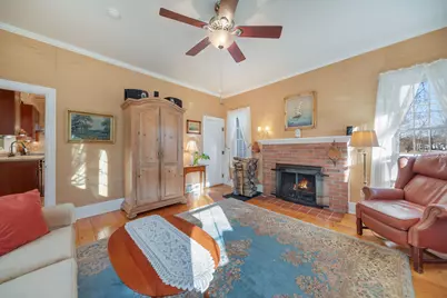 516 W 2nd Street, Momence, IL 60954 - Photo 6