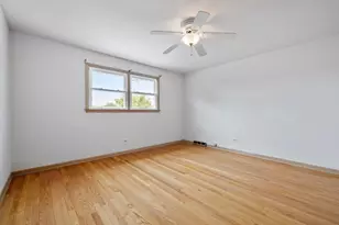 10420 Washington Ave, Oak Lawn, IL 60453 - Photo 8