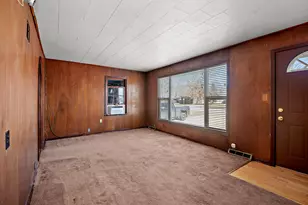 104 S English St, Braidwood, IL 60408 - Photo 2