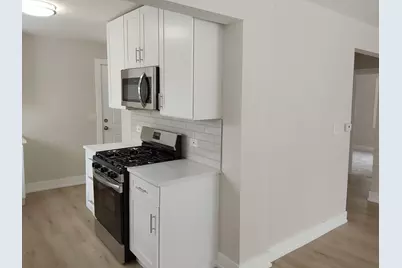 722 E Indiana Street, Wheaton, IL 60187 - Photo 8