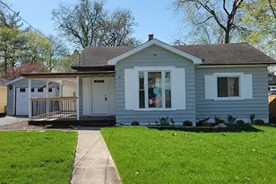 722 E Indiana St, Wheaton, IL 60187 - Photo 1