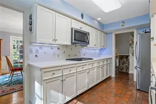 812 Dodds Dr, Champaign, IL 61820 - Photo 14