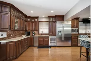 2851 W Rascher Ave, Chicago, IL 60625 - Photo 16