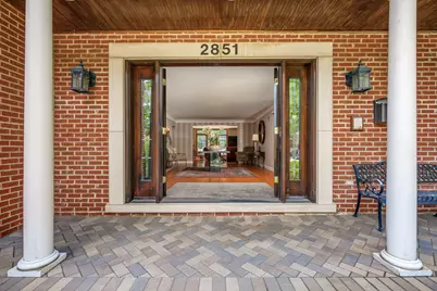 2851 W Rascher Avenue, Chicago, IL 60625 - Photo 4