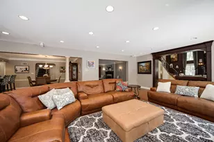 2851 W Rascher Ave, Chicago, IL 60625 - Photo 12