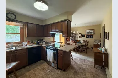 1473 S Harlem Avenue, Freeport, IL 61032 - Photo 6