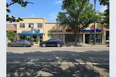 3222 W Bryn Mawr Avenue, Chicago, IL 60659 - Photo 1