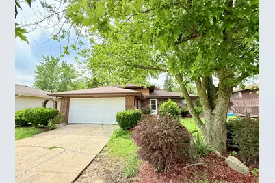 19808 Lakewood Avenue, Lynwood, IL 60411 - Photo 1