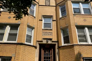 5254-56 W Wolfram St, Chicago, IL 60641 - Photo 2