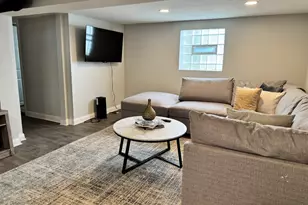 822 E 87th Pl, Chicago, IL 60619 - Photo 16