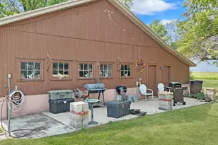 1190 N 1400 East Rd, Bement, IL 61813 - Photo 44