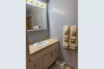 841 Wilcox Street, Mundelein, IL 60060 - Photo 14