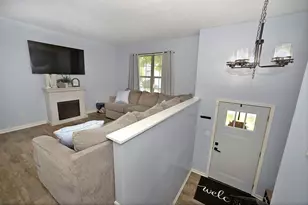 1403 Dakota Dr, Ottawa, IL 61350 - Photo 2