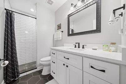 [Address not provided], Brookfield, IL 60513 - Photo 10