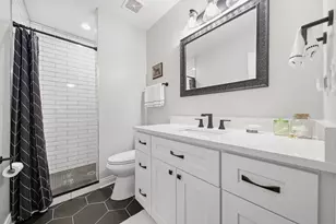 [Address not provided], Brookfield, IL 60513 - Photo 10