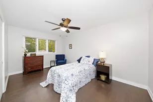 [Address not provided], Brookfield, IL 60513 - Photo 12